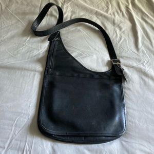 Classic Coach Shoulder Bag